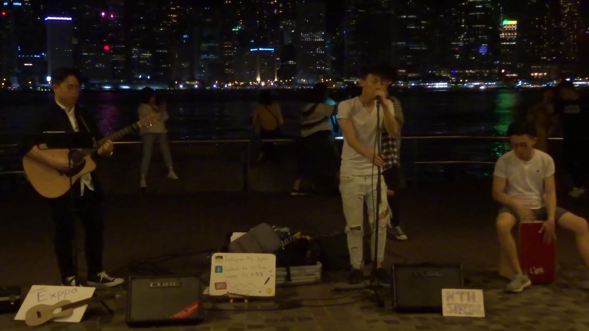 [图]陳柏宇 - 你瞞我瞞 (Covered by Nothing Special) @尖沙咀碼頭Busking 2018.04.05