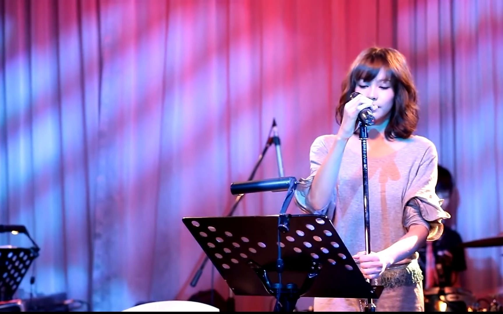 4.20 olivia ong (王俪婷) @brown sugar part 1 "stars"