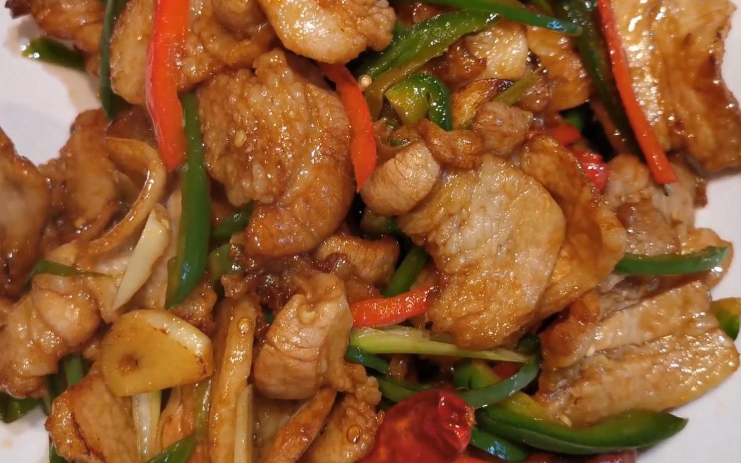 吴家美食 青红椒炒肉片 fried pork with peppers 经典家常菜 肉嫩椒