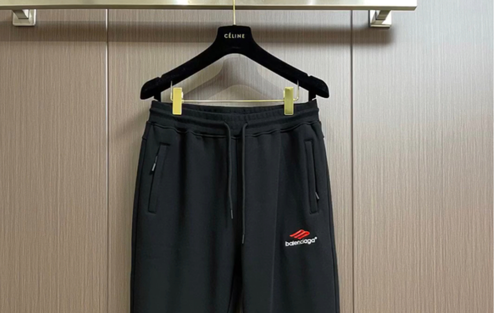 balenciaga巴黎世家高仿2023fw logo字母刺绣图案加绒卫裤