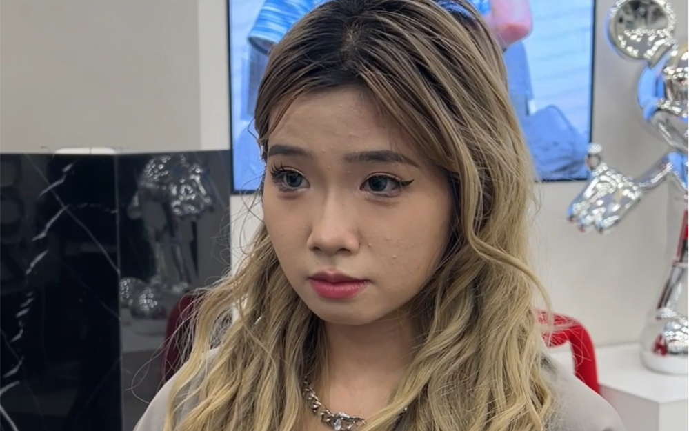 精神小妹染完头发秒变女神