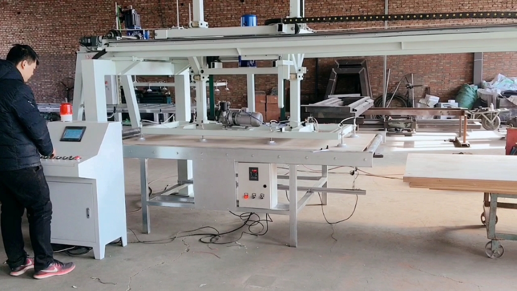 瑞鑫智能请求一种模块化上料机专利能够进步运动精度