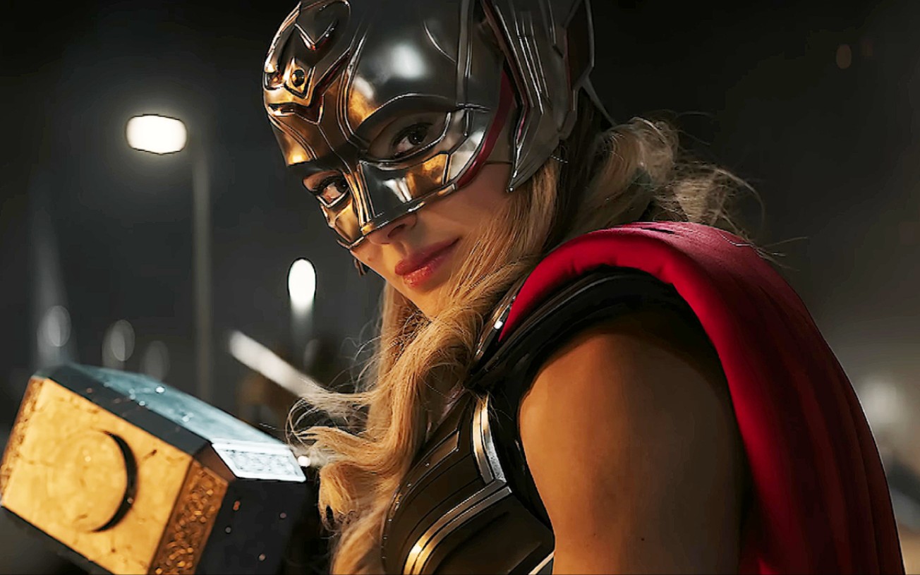 【4k超清】女雷神太帅了,有当年美队那味了!_哔哩哔哩_bilibili