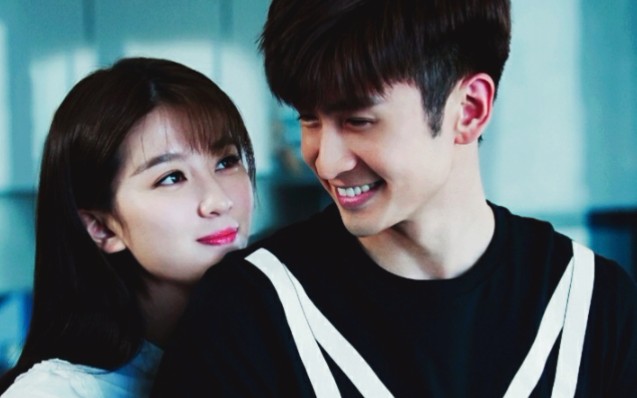 【趁我们还年轻】【张云龙乔欣】原来小别胜新婚是真的呀_哔哩哔哩