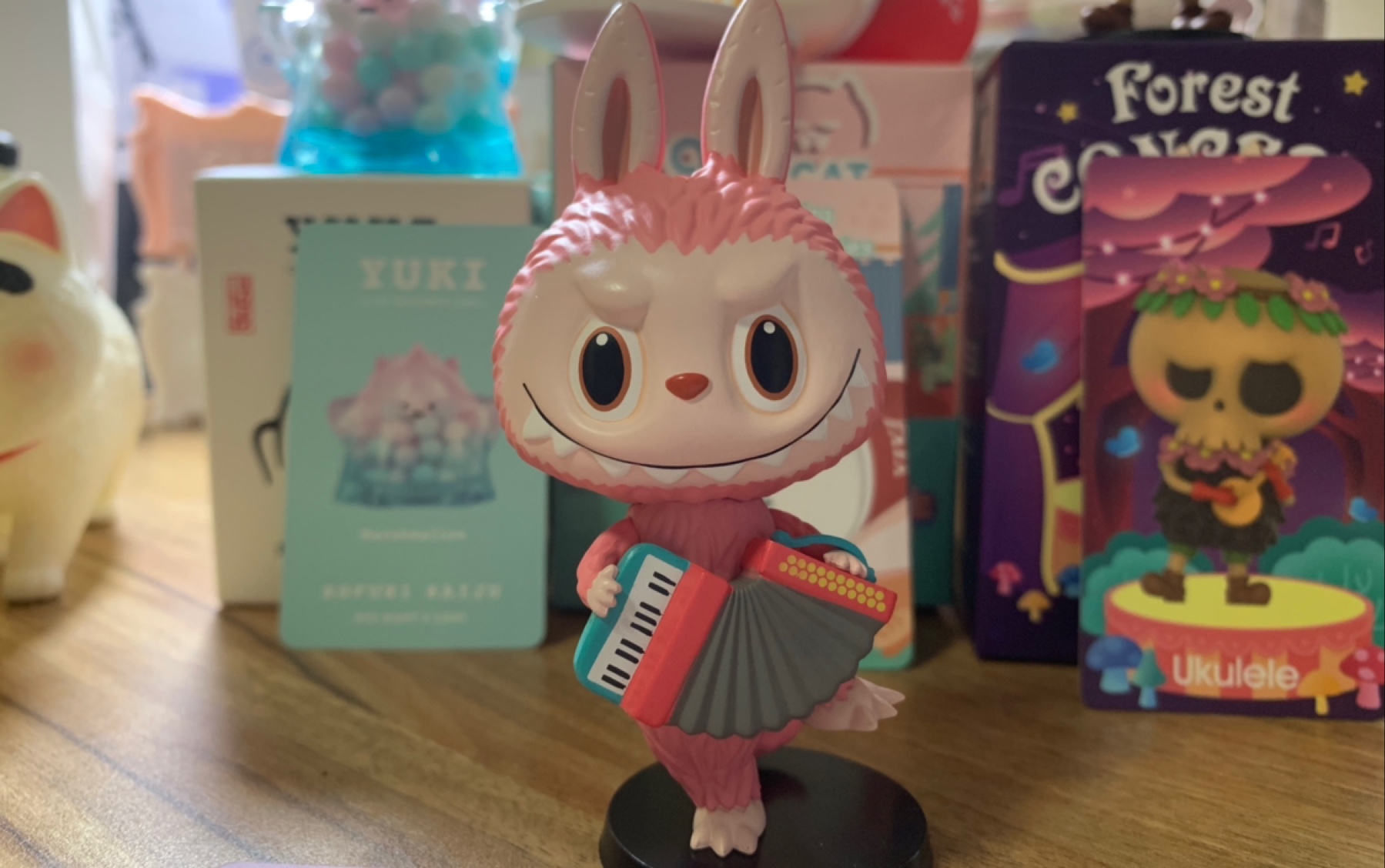 泡泡玛特 盲盒 labubu音乐会 vivicat yuki vol.