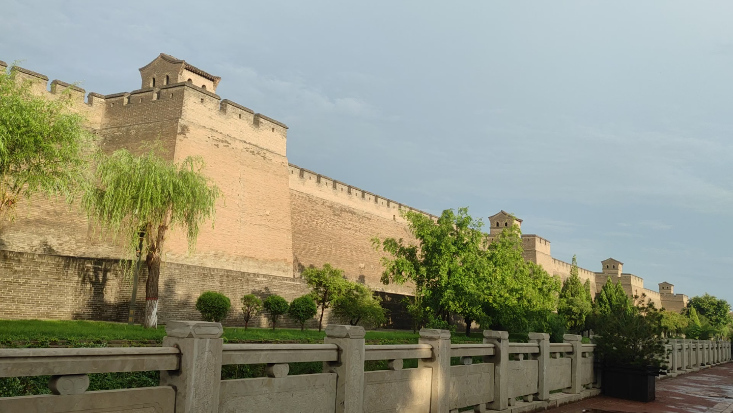 晋中平遥古城墙图片