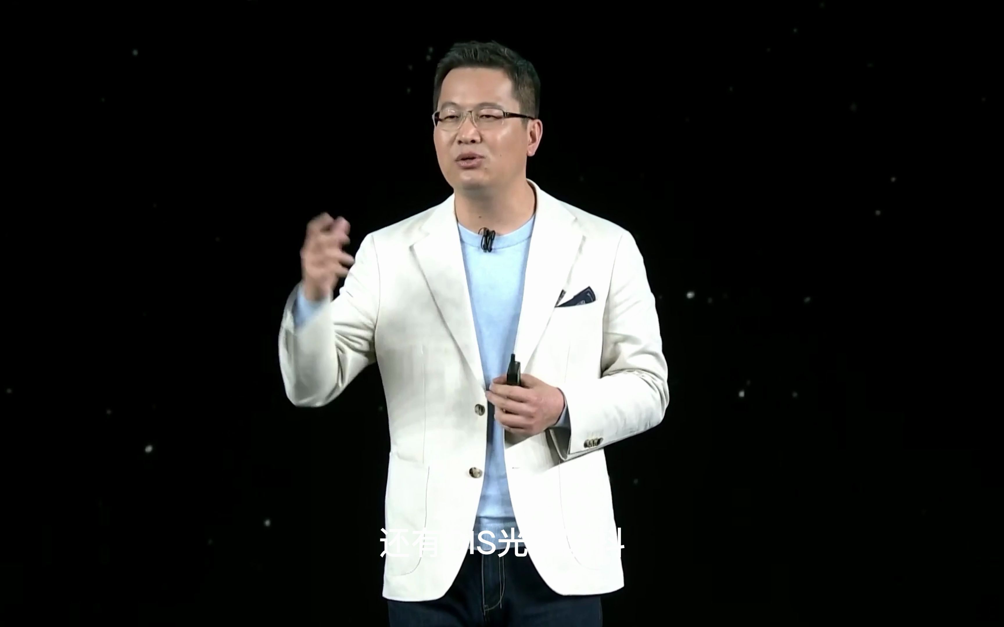 卢伟冰谈redmik50无敌是多么寂寞友商一个能打的都没有