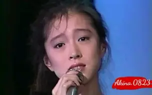 Video herunterladen: 【歌前回顾名场面/唯美女神菜】中森明菜-難破船（歌のTop Ten 1987.10.19）