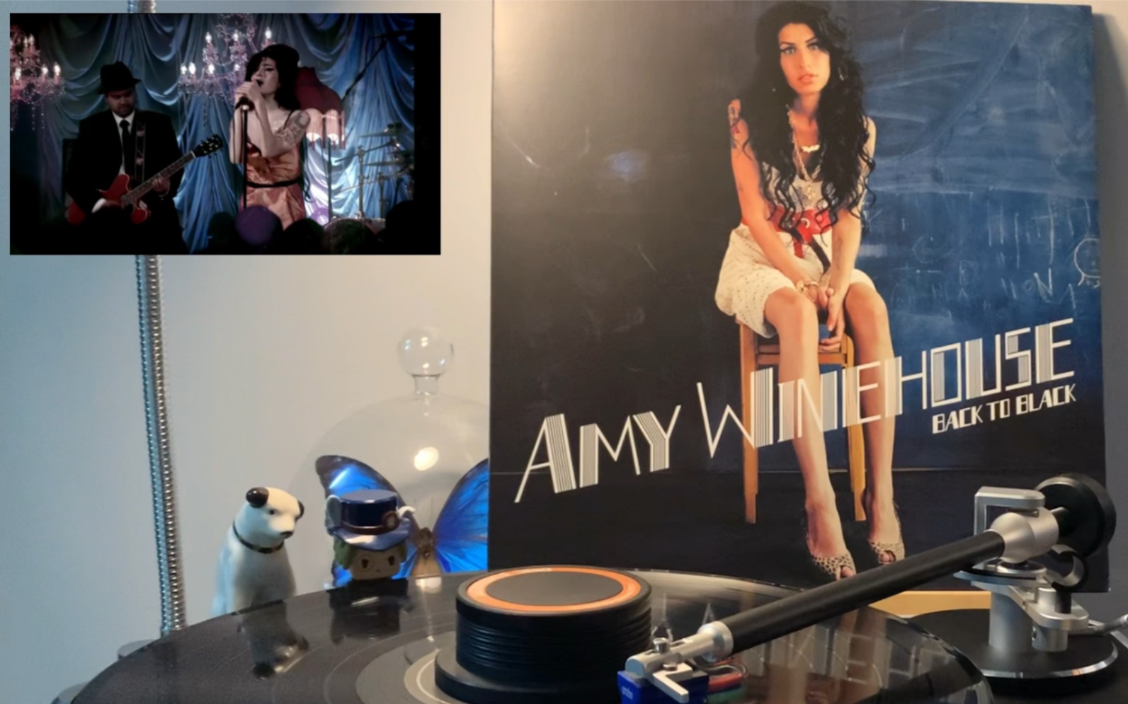 [图]【听胶是期】Amy Winehouse-Love Is A losing Game 黑胶听听看 生如夏花 尽情绽放#Vinyl Recorded#