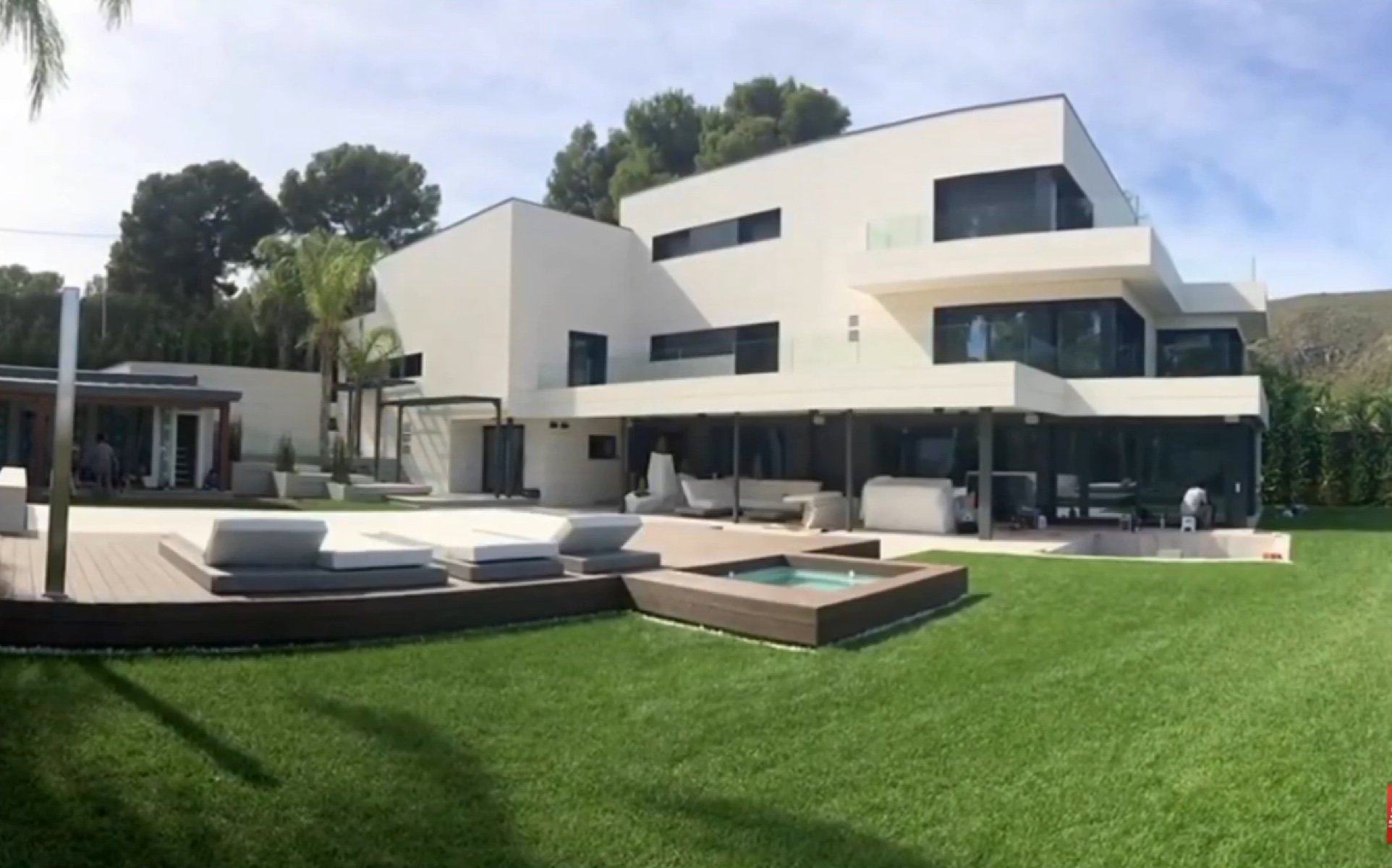 梅西巴塞罗那豪宅内外设计曝光,嚎的不像话!