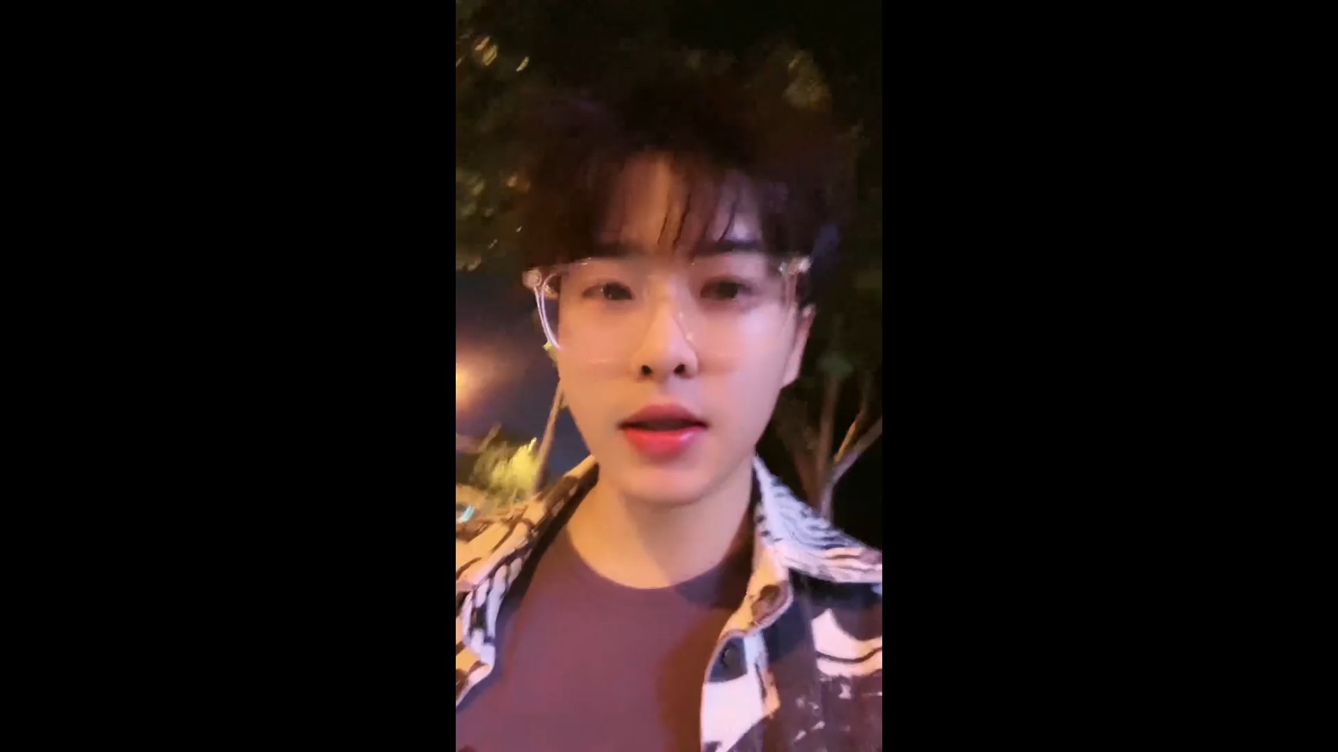 艾秋聊天号 2024-5-25 跟ivy街头唱歌 2