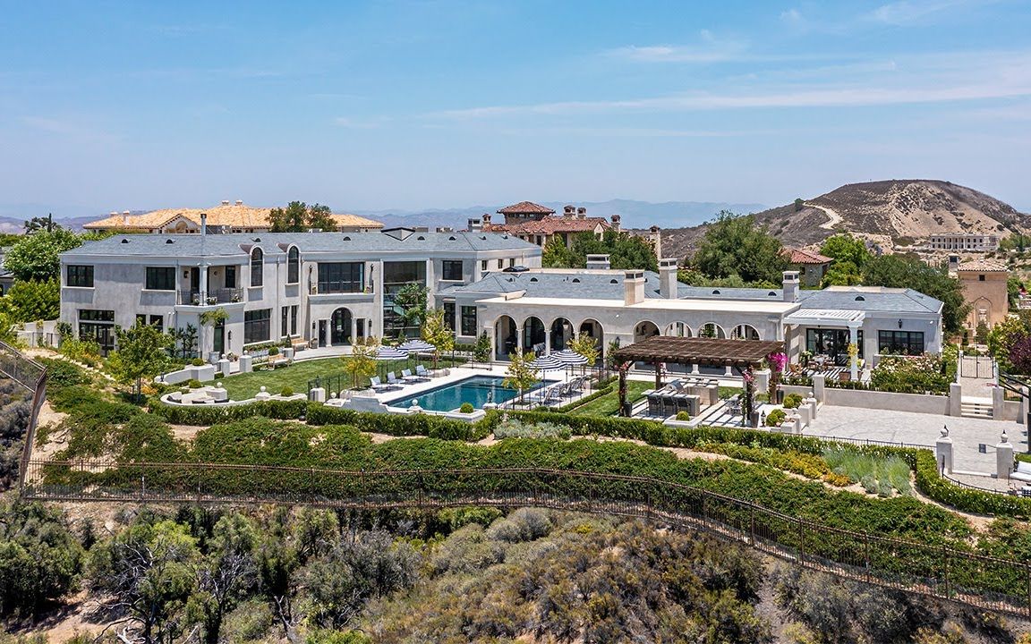 巴萨斯的一座宏伟法式豪宅|25314 prado de la felicidad calabasas