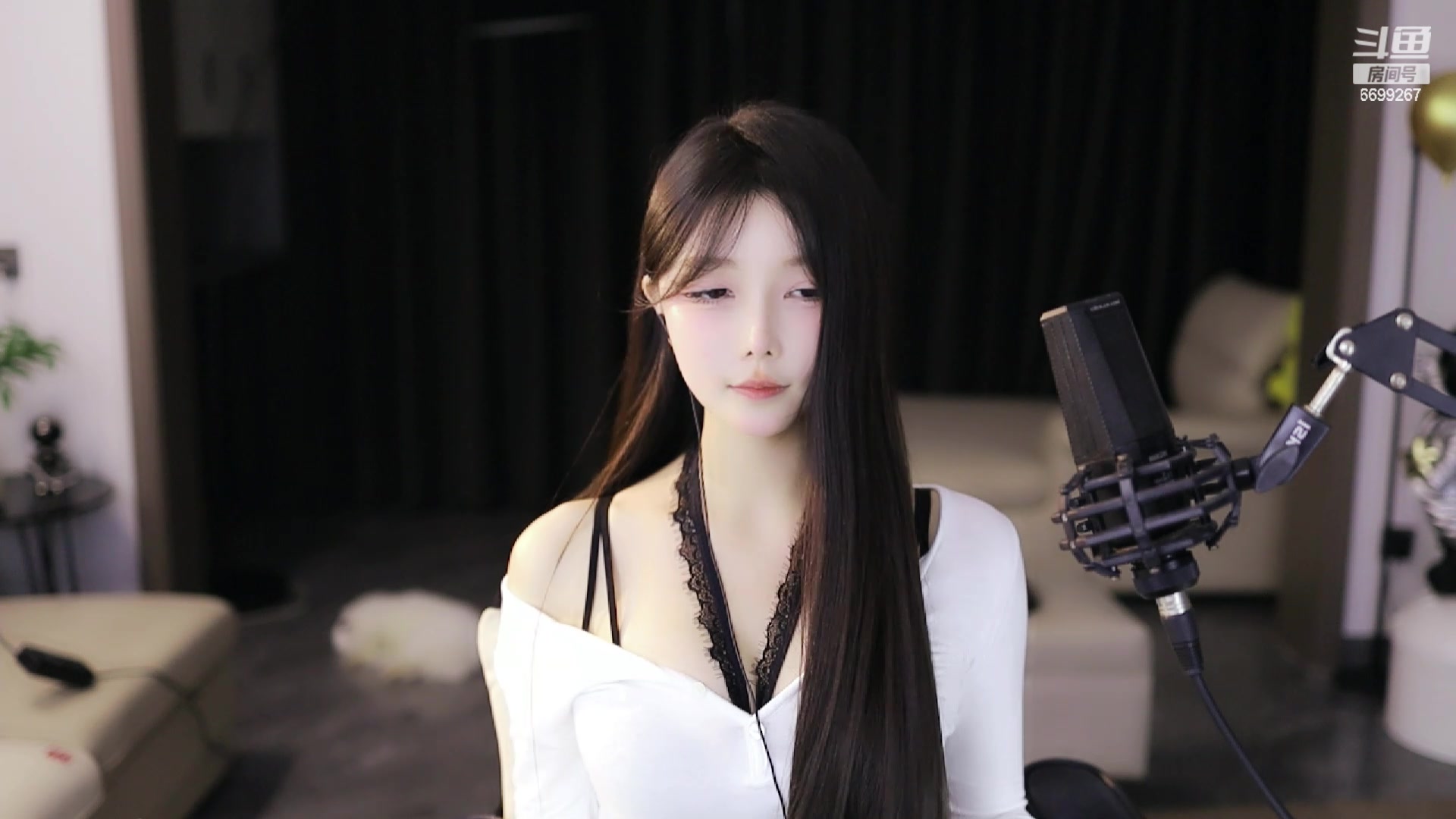 湖南小橙子ai精剪,03-24t21:46:05-超高清,是你的治愈系吖