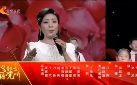 [图]李丹阳演唱《妈妈教我一支歌》