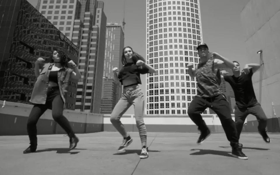 unforgettable编舞,黑白色调的城市urban dance_哔哩哔哩_bilibili