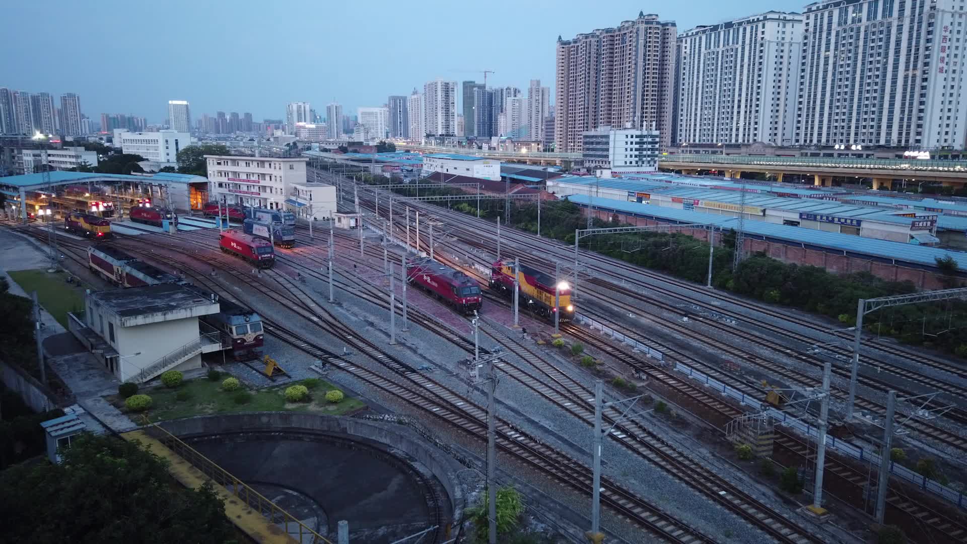 南宁机务段日转夜延时_哔哩哔哩_bilibili