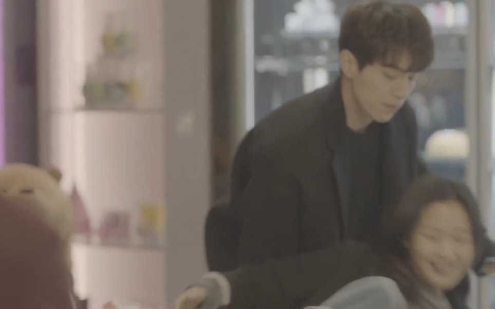 【鬼怪花絮 | 金高银×李栋旭】小新娘掉凳了