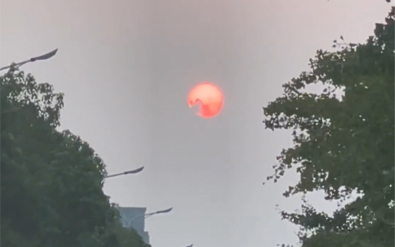 [图]2022年9月17日 17:00 太阳上不明飞行物【地点宁波】