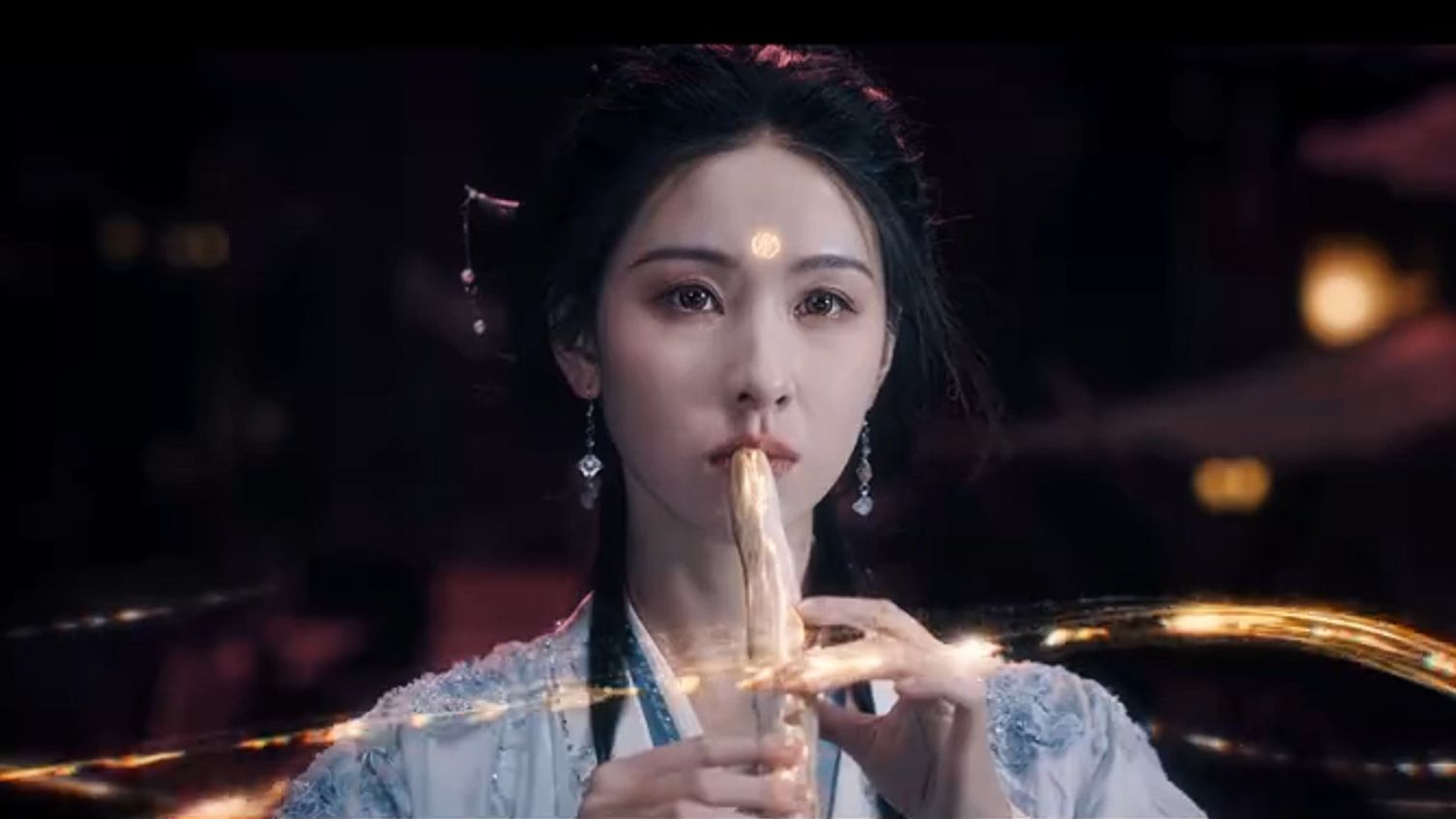 "我不是来渡劫的,我是来当神明的!
