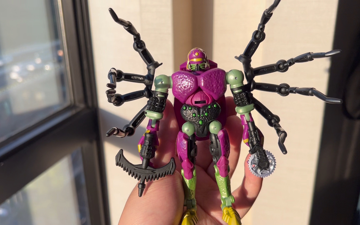 简评变形金刚传世遗产加强级bw狼蛛勇士