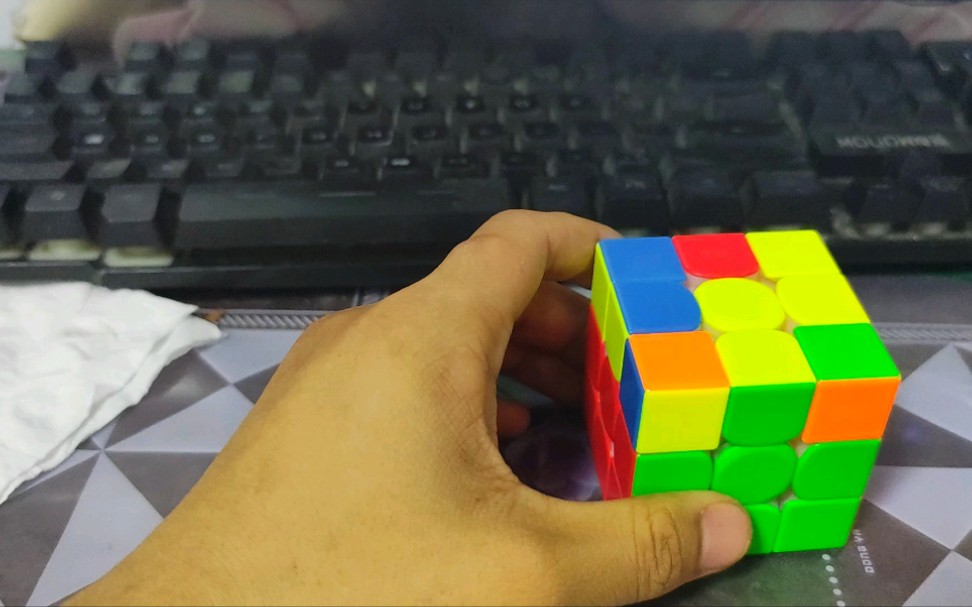 三阶魔方顶层基础复原方法介绍_哔哩哔哩_bilibili
