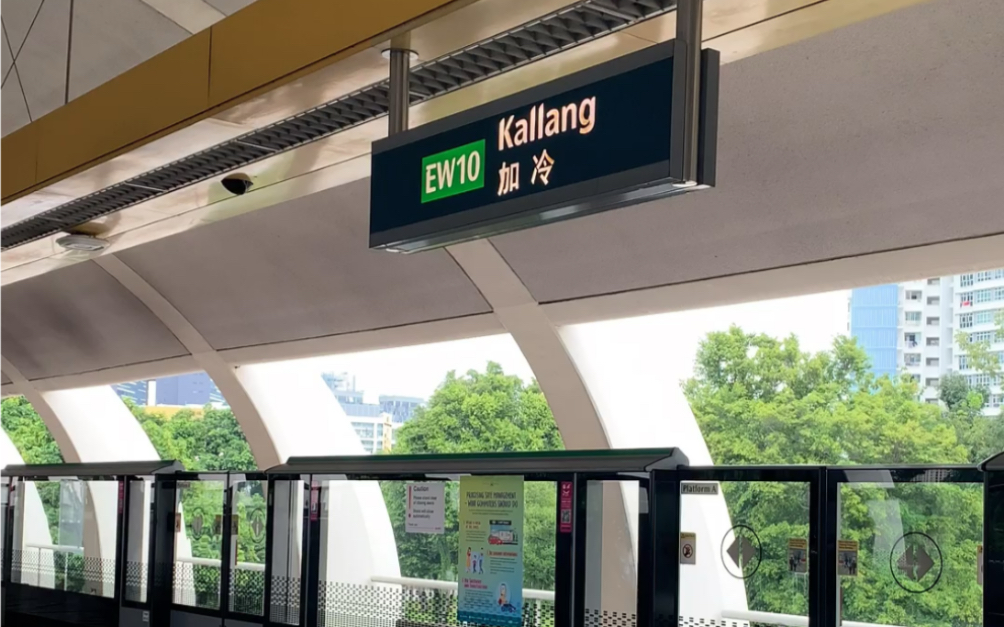 活动作品疫情下新加坡地铁站人寥寥无几