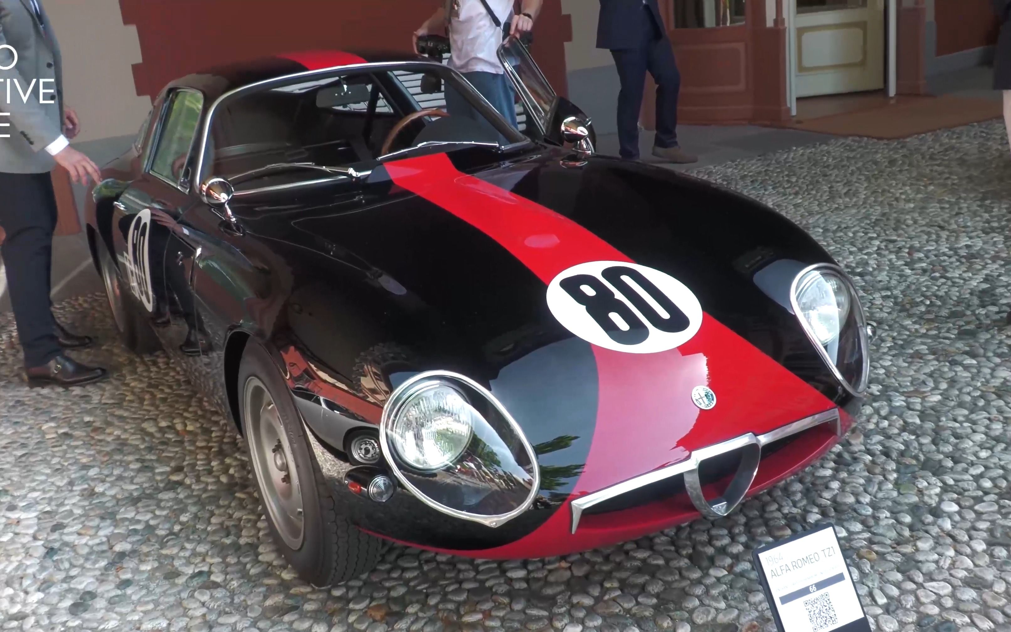 这是一台1964年只有650公斤的阿尔法罗密欧tz1
