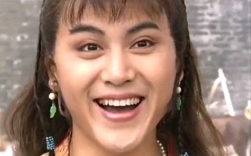 穿女装的虺文忠你见过吗?