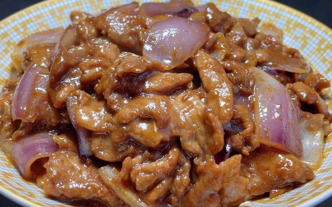 经典川菜"酱肉片"的做法,口感嫩滑咸鲜回甜,比酱肉丝简单多