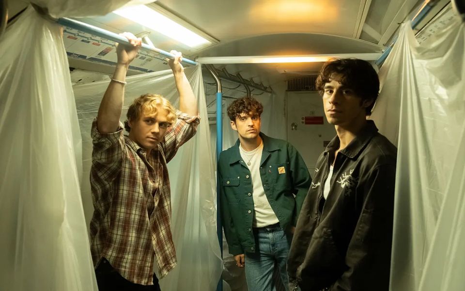 【中字】爱尔兰男团new rules 新单 - ghost town (official video)