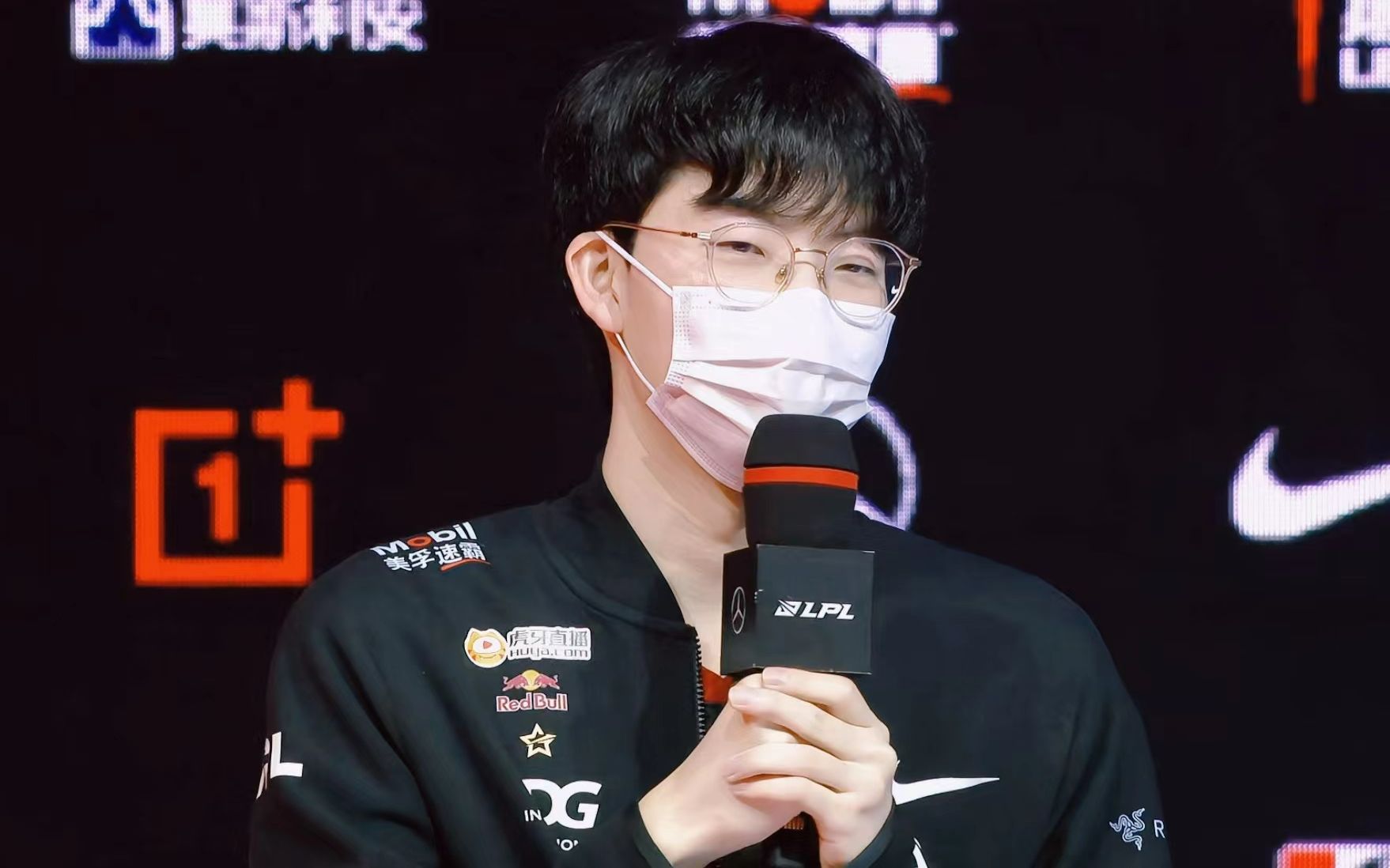 【viper|采访】语言小天才挑战全中文采访