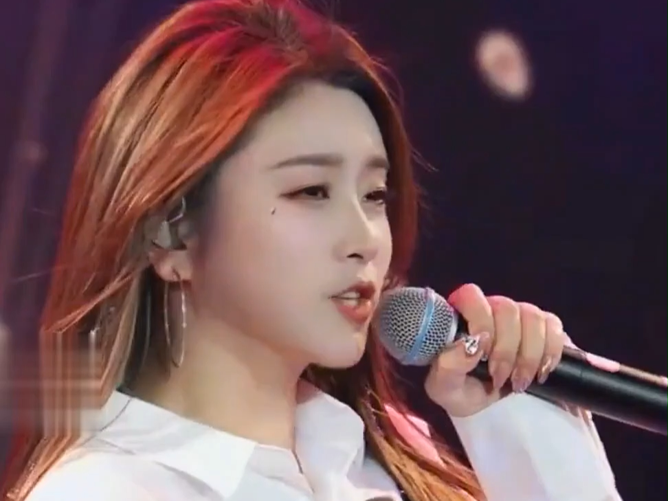 菲儿晚8点05直播才艺主播人美歌甜热门音_video