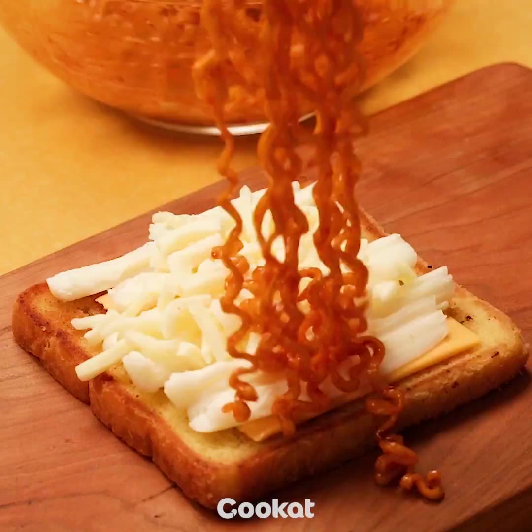 【泡面大叔】火辣雞芝士三文治 fiery chicken网传7种让泡面更好吃的