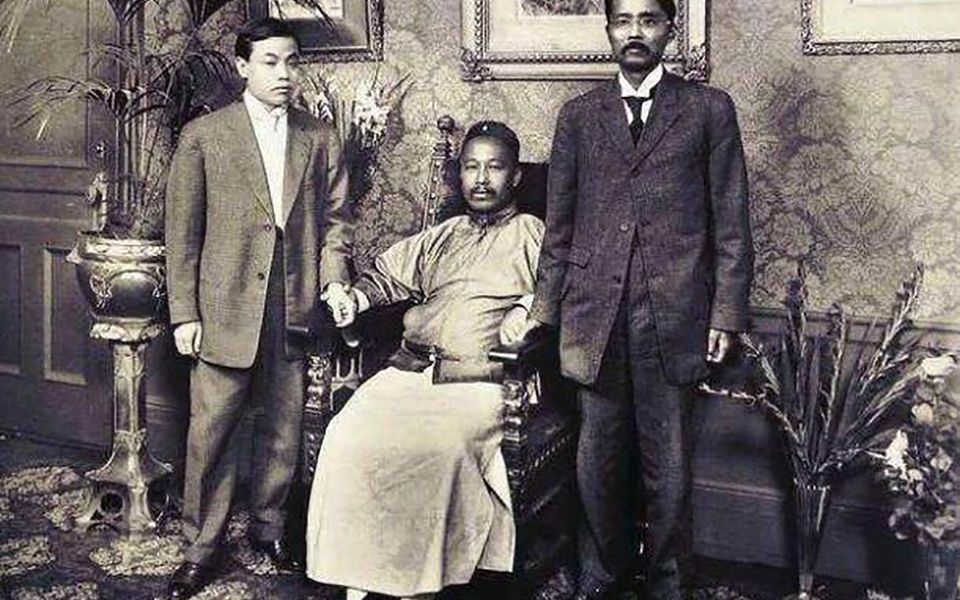 康有为流亡海外为何还能山珍海味妻妾成群只因他擅长一项绝技