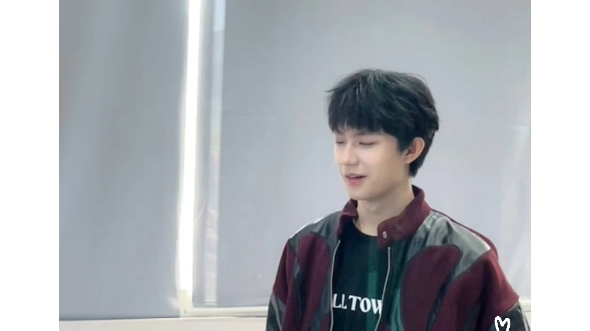 时代峰峻新练习生张子墨