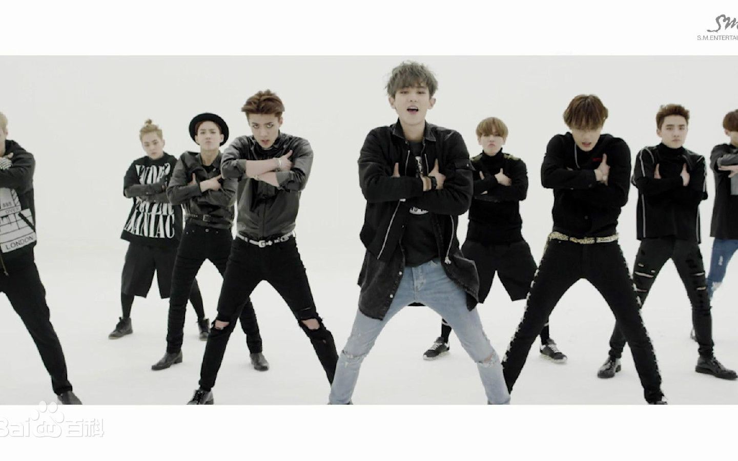 超强的"毒"性 exo《call me baby》强势来袭