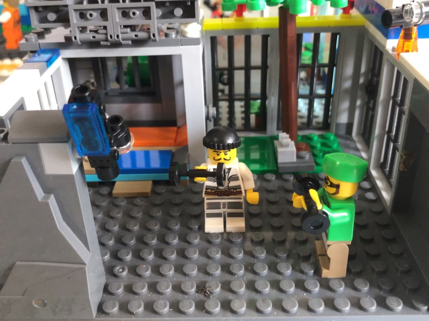 乐高监狱发生越狱事件