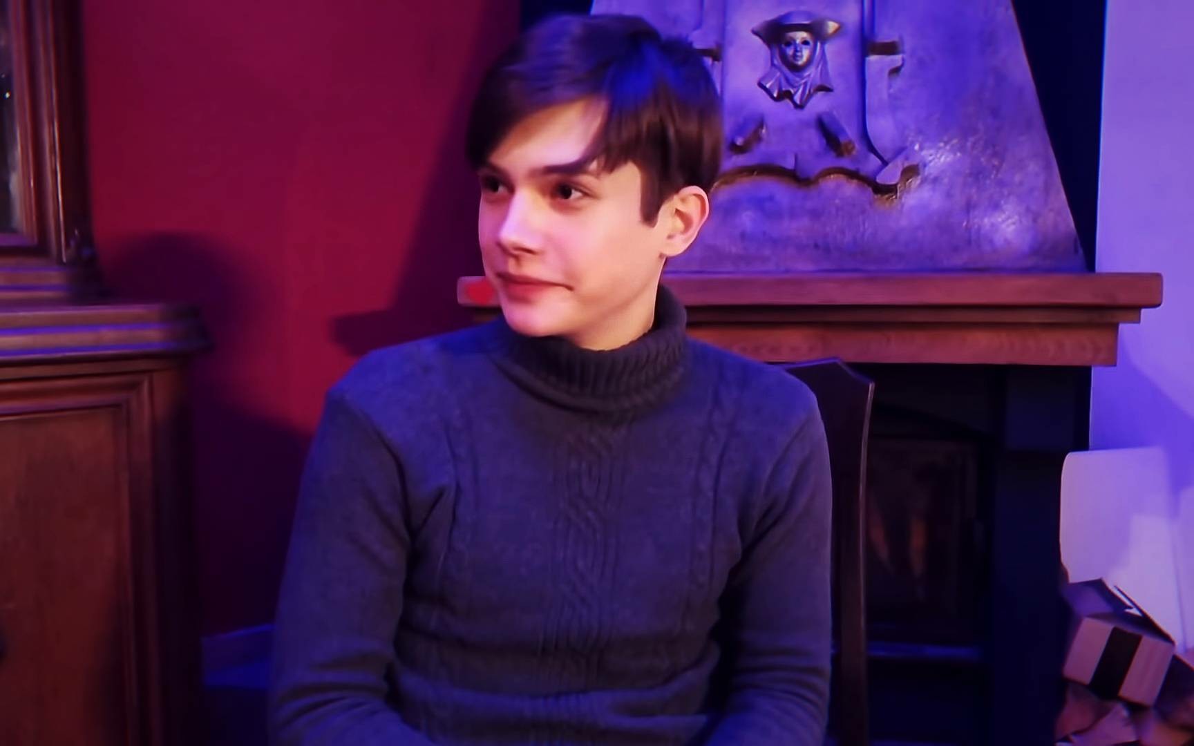 thewineholics机长油管直播他们一群一起做饭爸爸出现几秒