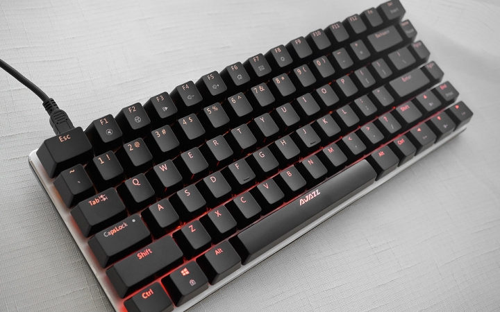 黑爵ak33机械键盘烈焰版开箱视频