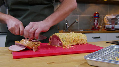 Canadian Makes Canadian Bacon Recipe Peameal Bacon Back Bacon Recipe 哔哩哔哩 つロ干杯 Bilibili Canadian Makes Canadian Bacon Recipe Peameal Bacon Back Bacon Recipe 哔哩哔哩 つロ干杯 Bilibili