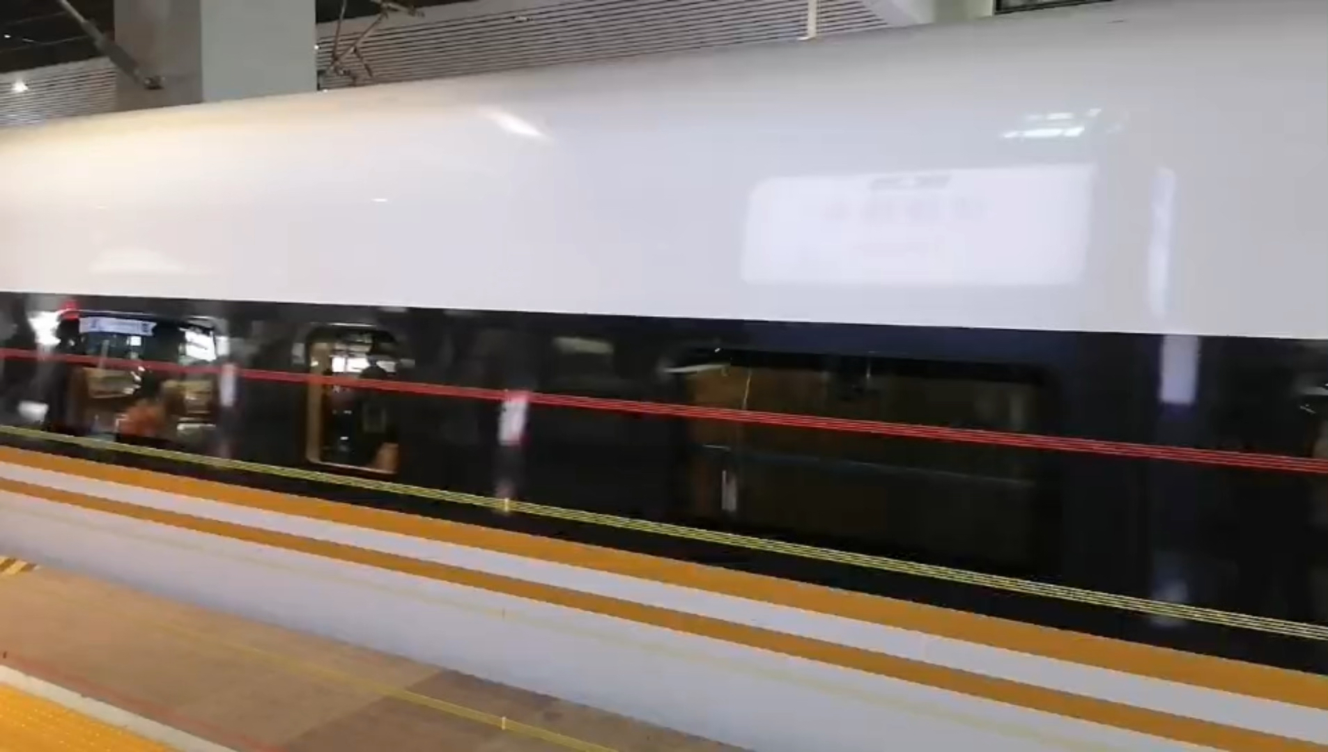 偶遇cr400bf-5033!(机破王)