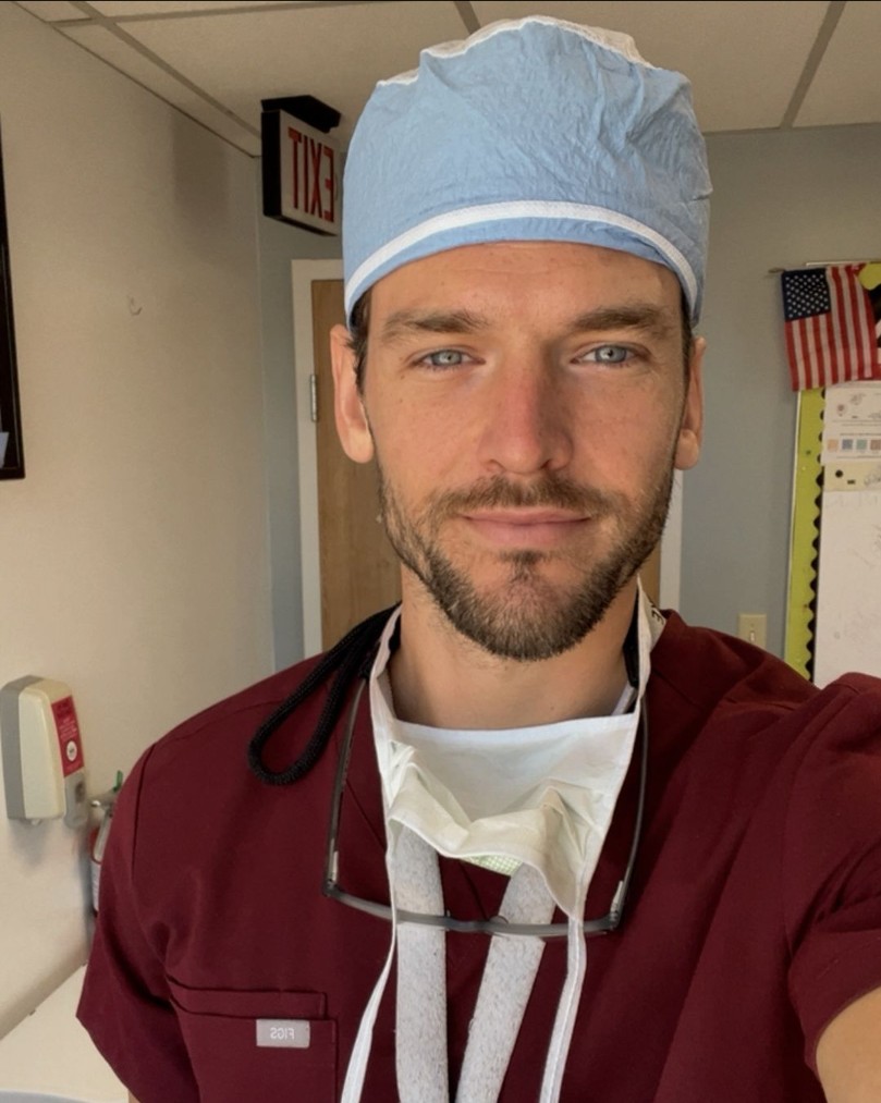 医生兼任男模的欧美帅哥