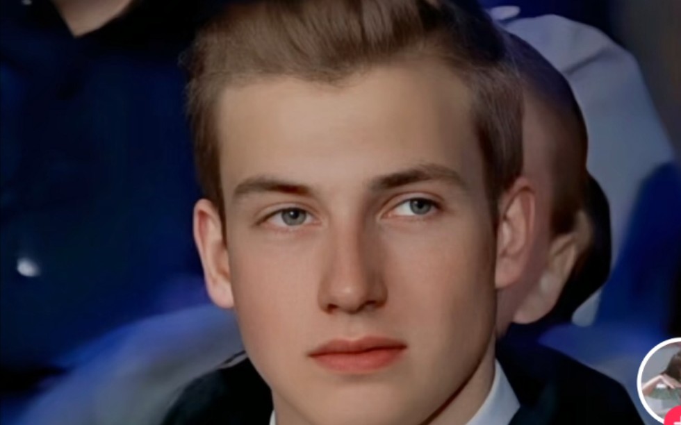 【从小说中走出来的王子】白俄罗斯第一公子!omg太帅了!