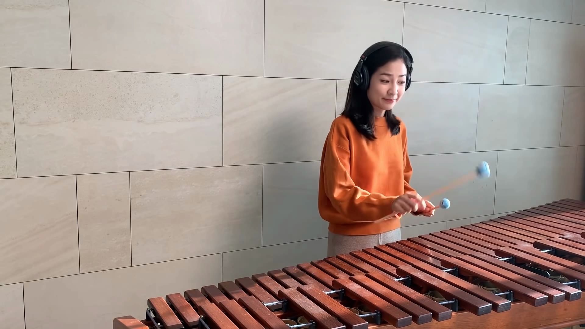 【合集】韩国小姐姐的钟琴演奏 - dance monkey