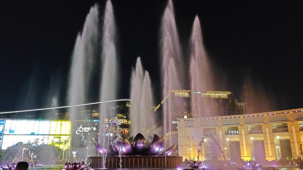 济南泉城广场音乐喷泉《少年中国说》