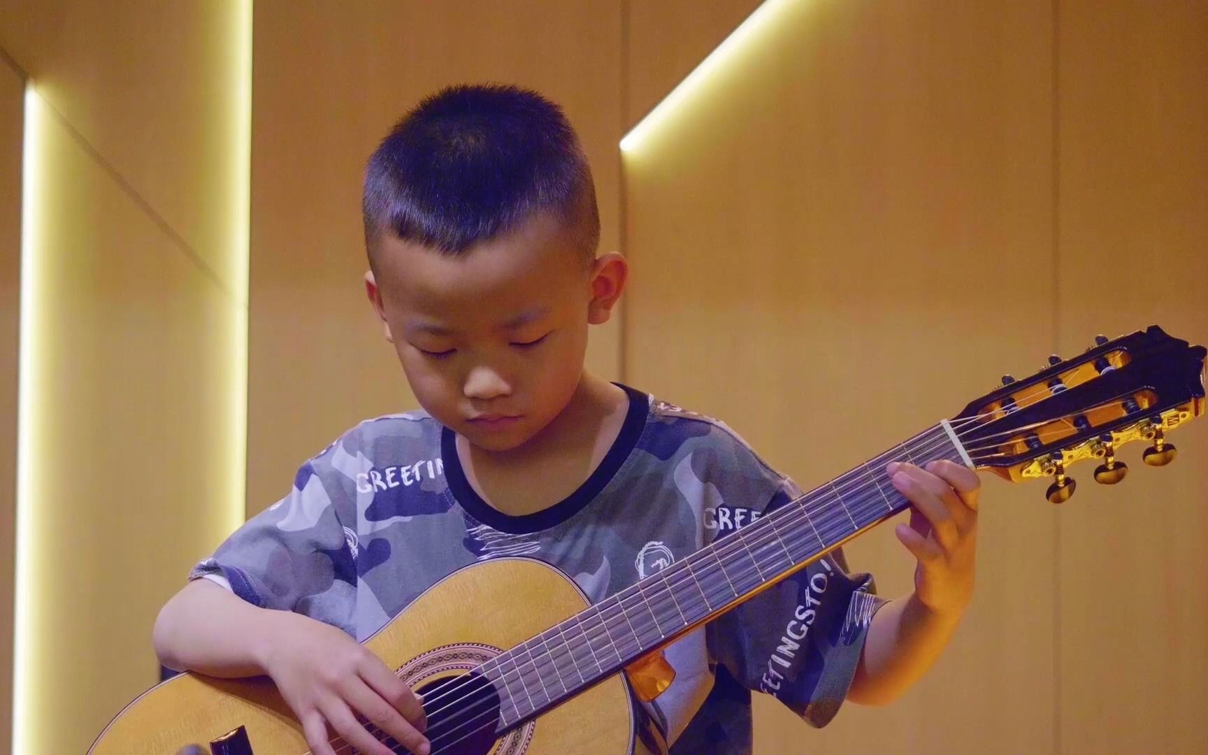 张梓琦 凌云 古典吉他二重奏《希望》贵阳凌云吉他