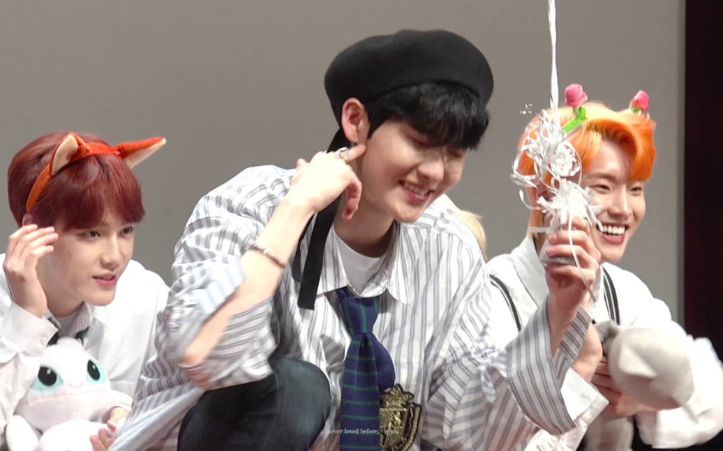 许玹準hwall00bloom bloom03直拍(190506)@dmc签售