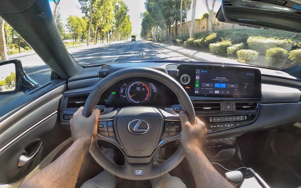 [图]【第一视角】试驾 2022款 雷克萨斯Lexus ES 300h Hybrid F Sport | POV Test Drive