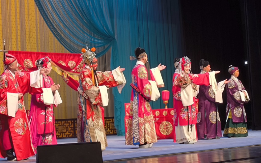 二月十四日天津滨湖剧院王艳《凤还巢》返场:《贵妃醉酒》~艳尊真是大