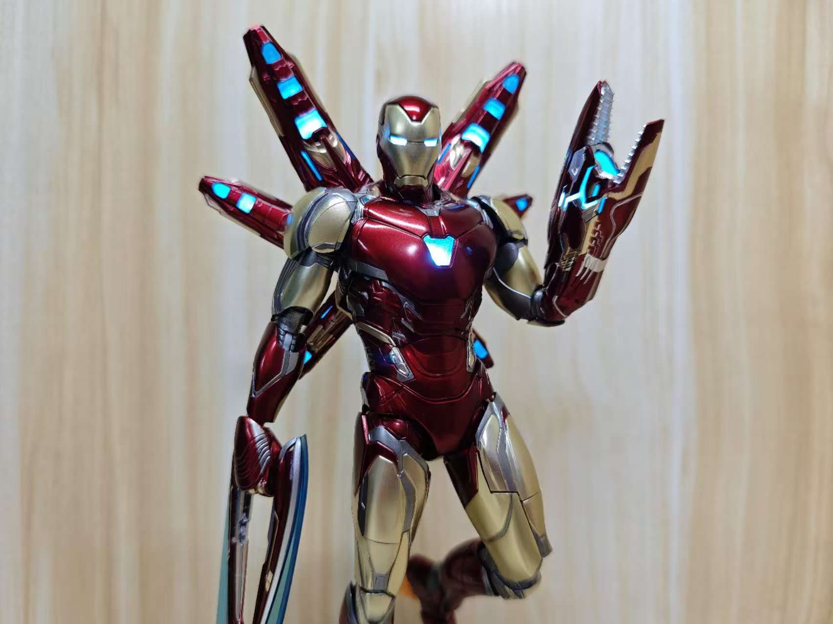终局】threezero dlx marvel 无限传奇 钢铁侠战衣 mk85